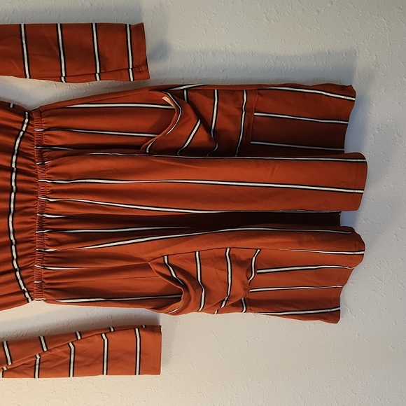 BETSEY'S BOUTIQUE SHOP: Striped Dress - Picture 3 of 6